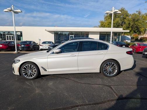 2023 BMW 530 i xDrive