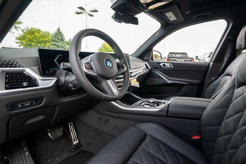 Alpine White 2026 BMW X5 xDrive40i