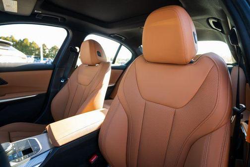 Tanzanite Blue II Metallic 2026 BMW 330 xDrive NA