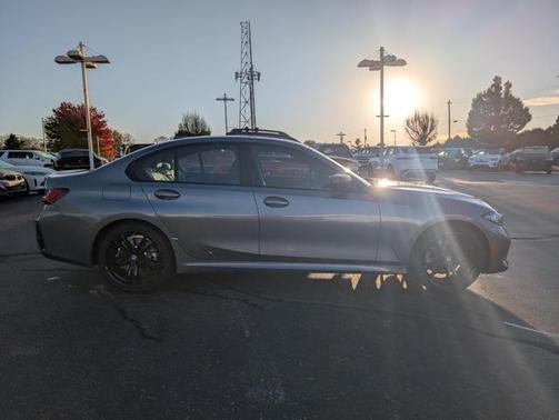 2023 BMW 330 xDrive