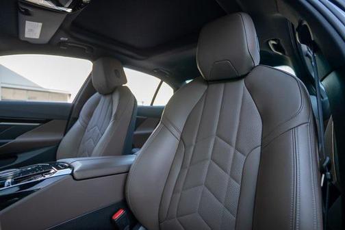 2024 BMW 530 i xDrive
