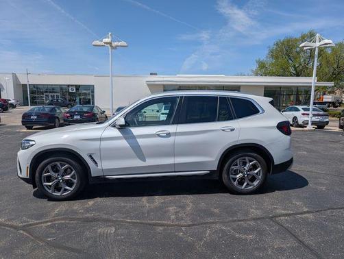 Mineral White Metallic 2023 BMW X3 xDrive30i