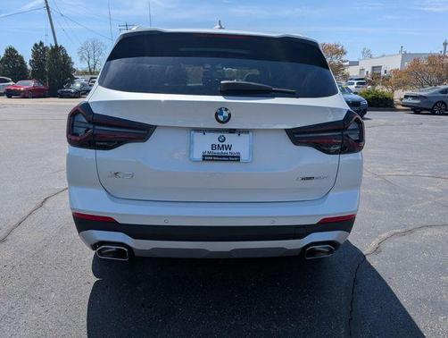 Mineral White Metallic 2023 BMW X3 xDrive30i
