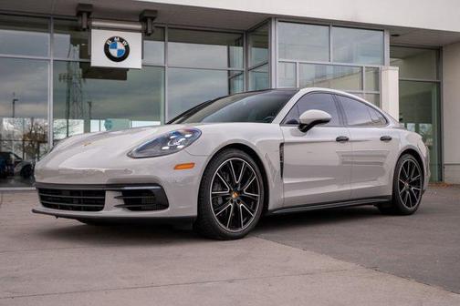 2018 Porsche Panamera 4S