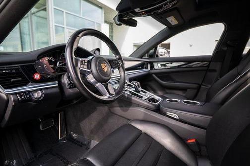 2018 Porsche Panamera 4S