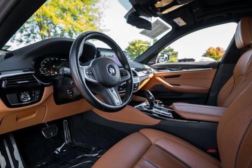 2023 BMW M550 i Xdrive