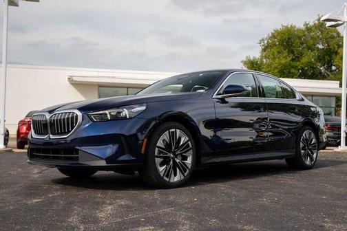 2026 BMW 530 i xDrive