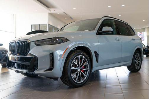 Brooklyn Grey Metallic 2026 BMW X5 xDrive40i