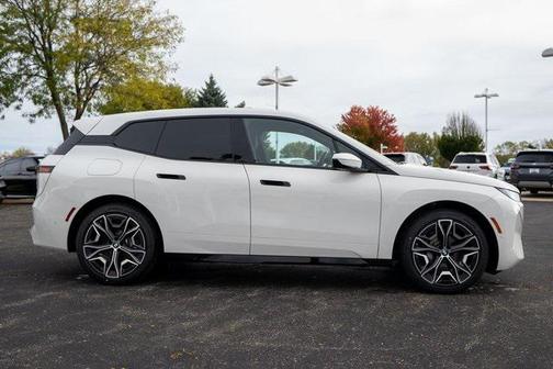 2026 BMW iX xDrive45