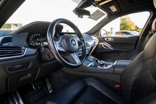 2023 BMW X6 xDrive40i