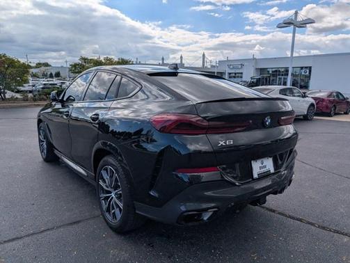 2023 BMW X6 xDrive40i