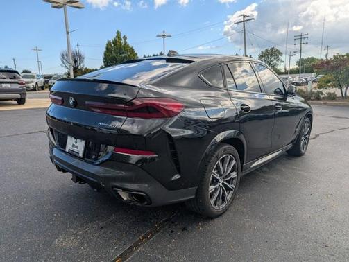 2023 BMW X6 xDrive40i