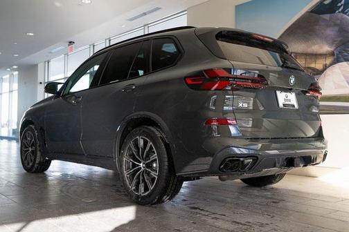 2026 BMW X5 M60i