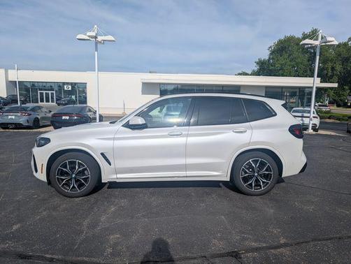 Mineral White Metallic 2023 BMW X3 xDrive30i