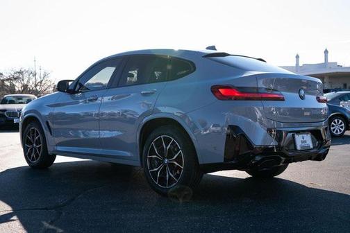 2024 BMW X4 M40i