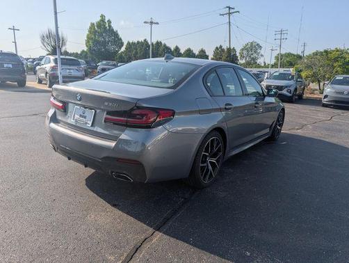 Gray Metallic 2023 BMW 530 i
