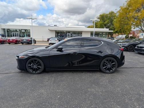 2022 Mazda Mazda3 FWD w/Premium Package