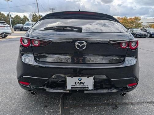 2022 Mazda Mazda3 FWD w/Premium Package