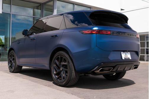 Varesine Blue Metallic 2024 Land Rover Range Rover Sport SE