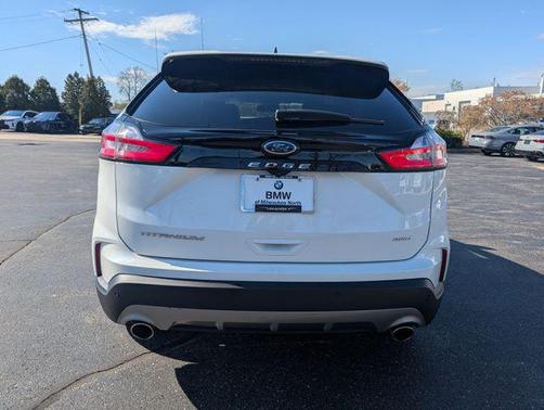 Star White Metallic Tri-Coat 2024 Ford Edge Titanium