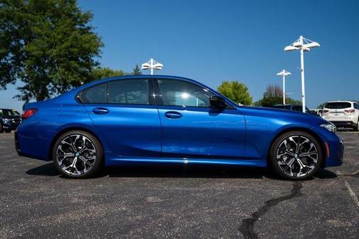 2025 BMW 330 xDrive