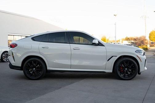2023 BMW X6 xDrive40i