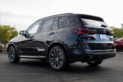 2026 BMW X5 M60i