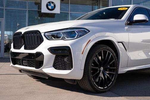 2023 BMW X6 M50i