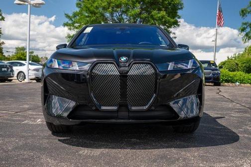 2026 BMW iX xDrive60