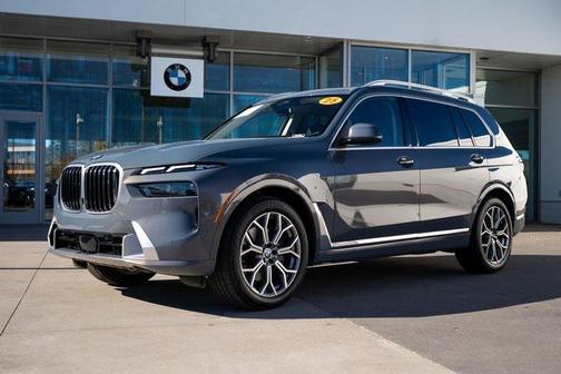 2025 BMW X7 xDrive40i