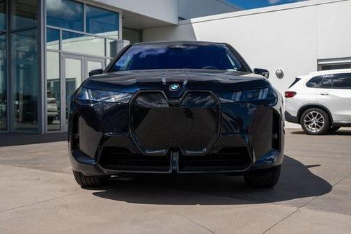 2026 BMW iX xDrive45