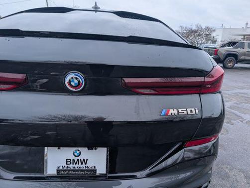2023 BMW X6 M50i
