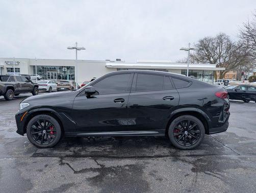 2023 BMW X6 M50i