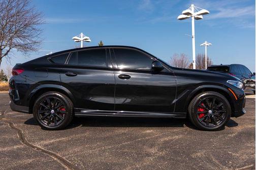 Black Sapphire Metallic 2023 BMW X6 M50i