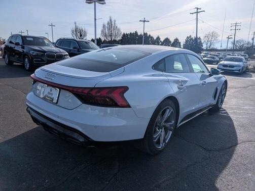 2023 Audi e-tron GT Premium Plus quattro