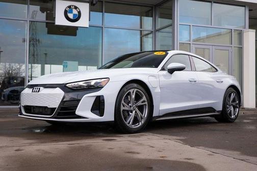 2023 Audi e-tron GT Premium Plus quattro
