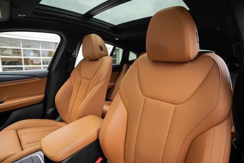 2023 BMW X4 xDrive30i