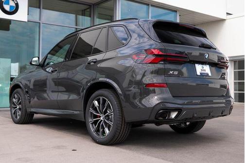 Dravit Grey Metallic 2026 BMW X5 xDrive40i