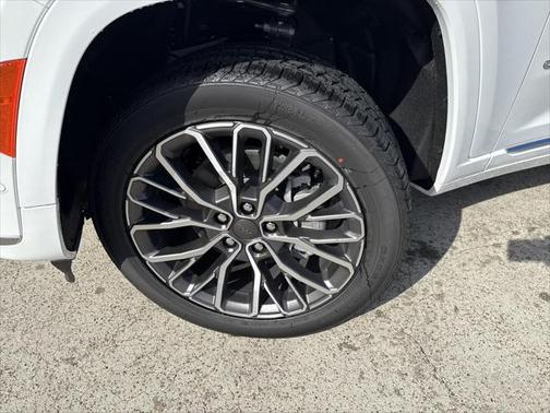 2025 Jeep Grand Cherokee L Summit Reserve