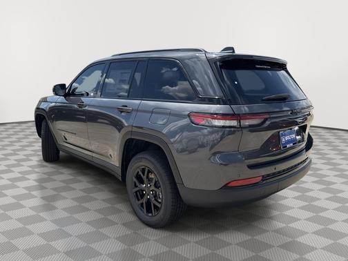 2025 Jeep Grand Cherokee Altitude