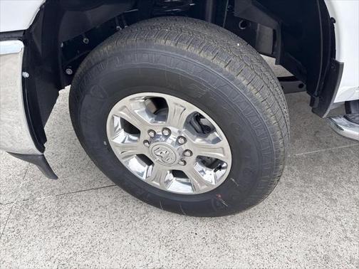2025 RAM 2500 Lone Star Crew Cab 4x4 8' Box