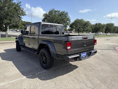 2025 Jeep Gladiator Sport