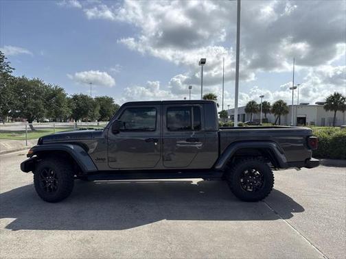 2025 Jeep Gladiator Sport