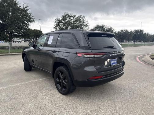 2023 Jeep Grand Cherokee Altitude