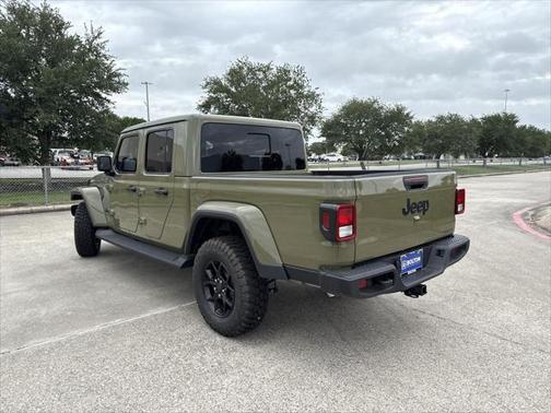 2025 Jeep Gladiator Sport