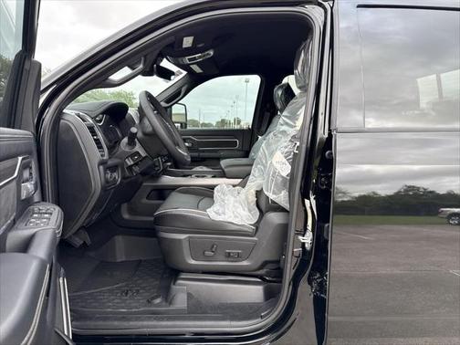 2025 RAM 2500 Laramie Crew Cab 4x4 6'4' Box