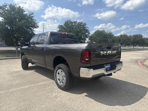 2025 RAM 2500 Tradesman Crew Cab 4x4 6'4' Box