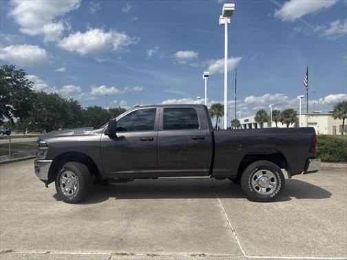2025 RAM 2500 Tradesman Crew Cab 4x4 6'4' Box