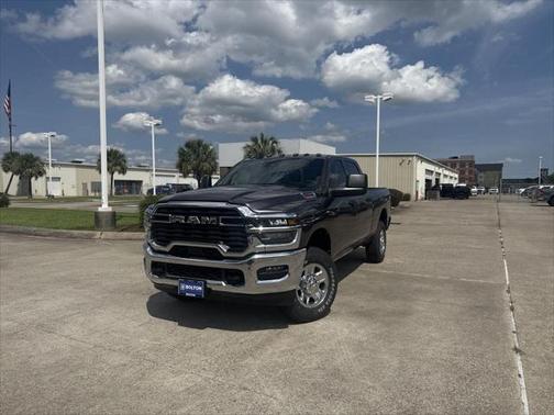 2025 RAM 2500 Tradesman Crew Cab 4x4 6'4' Box