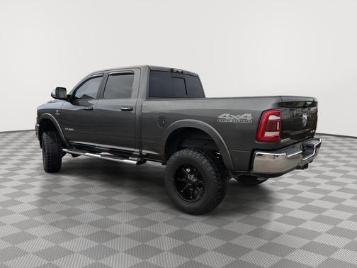 2019 RAM 2500 Laramie Crew Cab 4x4 6'4' Box